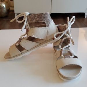 NWOT Sorel Torpeda Lace Flat sandal Size 8